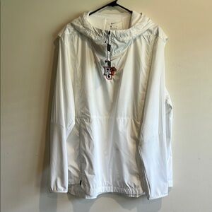 NWT Nike White Hooded Windbreaker Lightweight Jacket